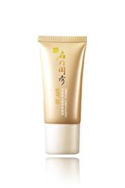 名门闺秀珍珠美白莹透粉底液SPF20